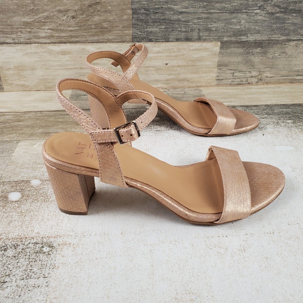 Naturalizer Bristol Womens Sandals Sz 8 Blush Snake Embossed Leather Ankle Strap
